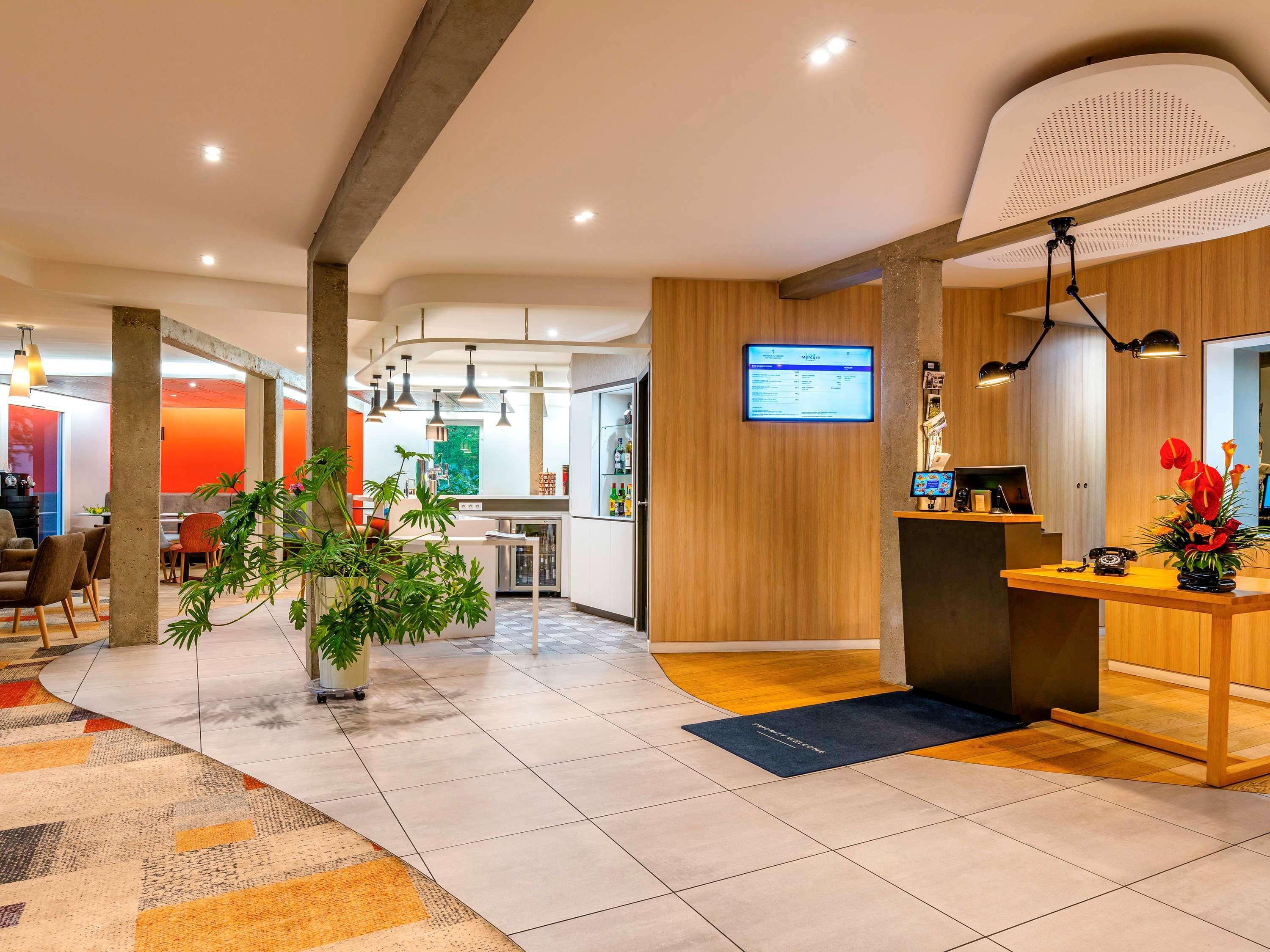 Mercure Castres L'Occitan Esterno foto