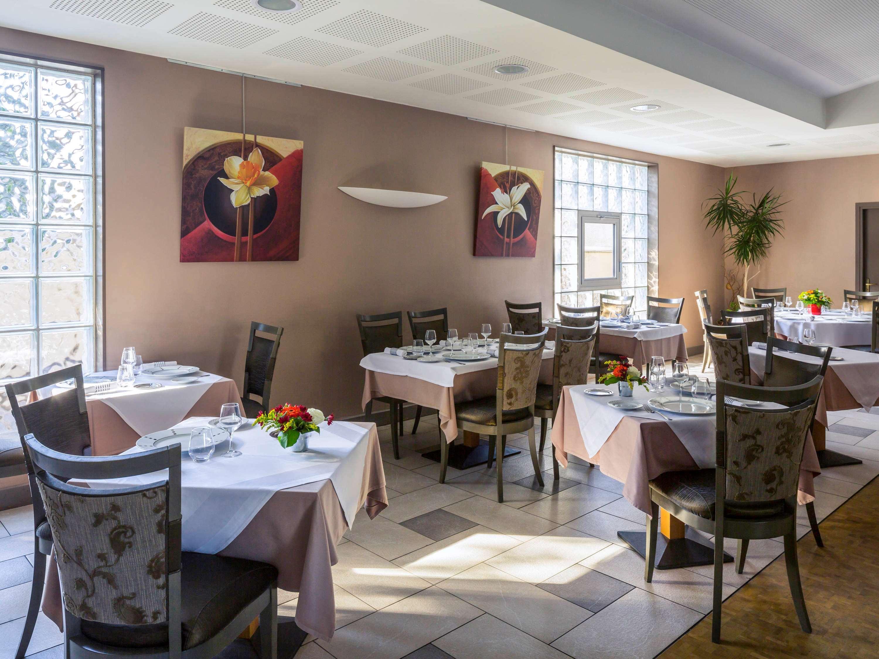 Mercure Castres L'Occitan Esterno foto