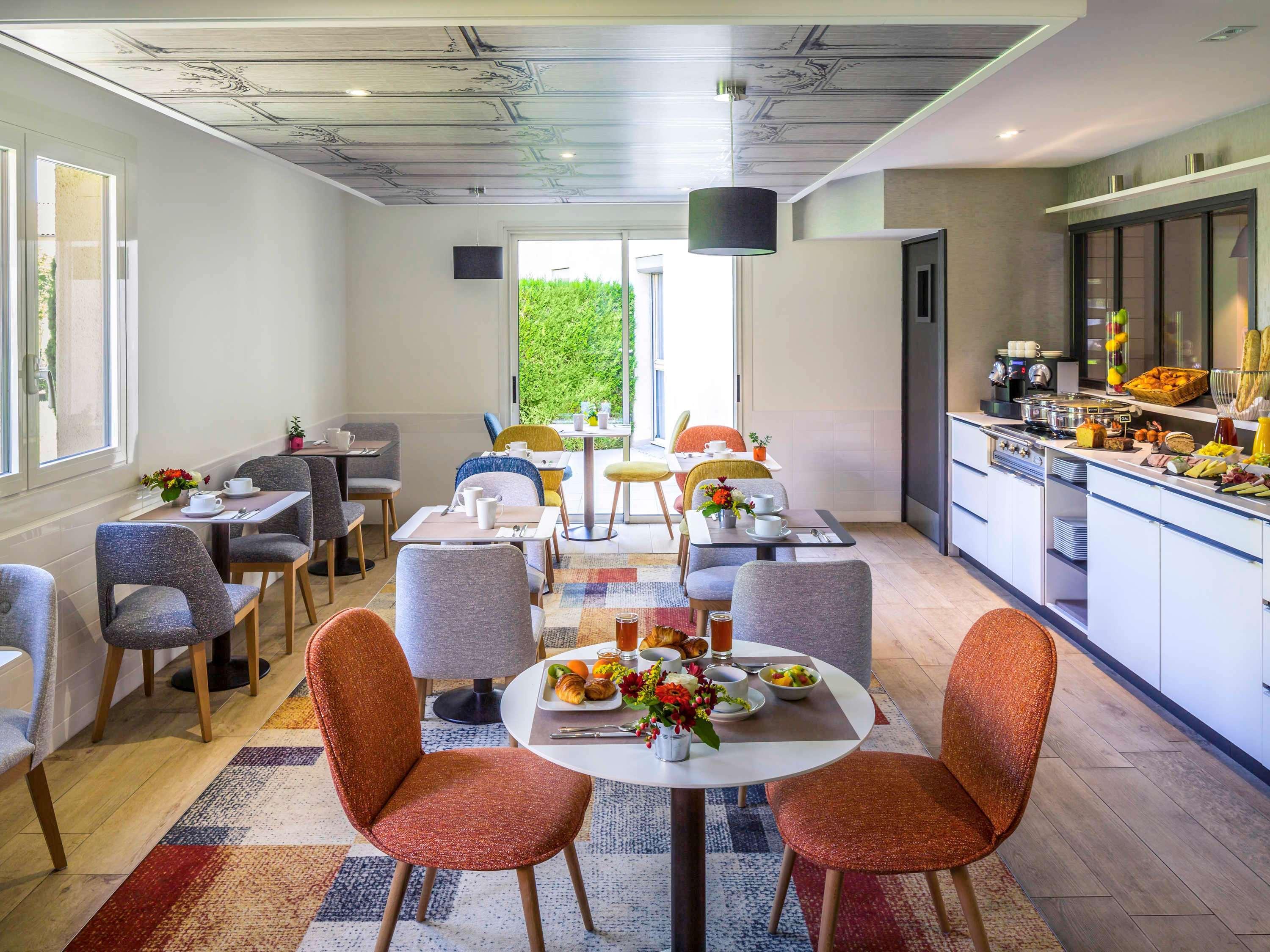 Mercure Castres L'Occitan Esterno foto